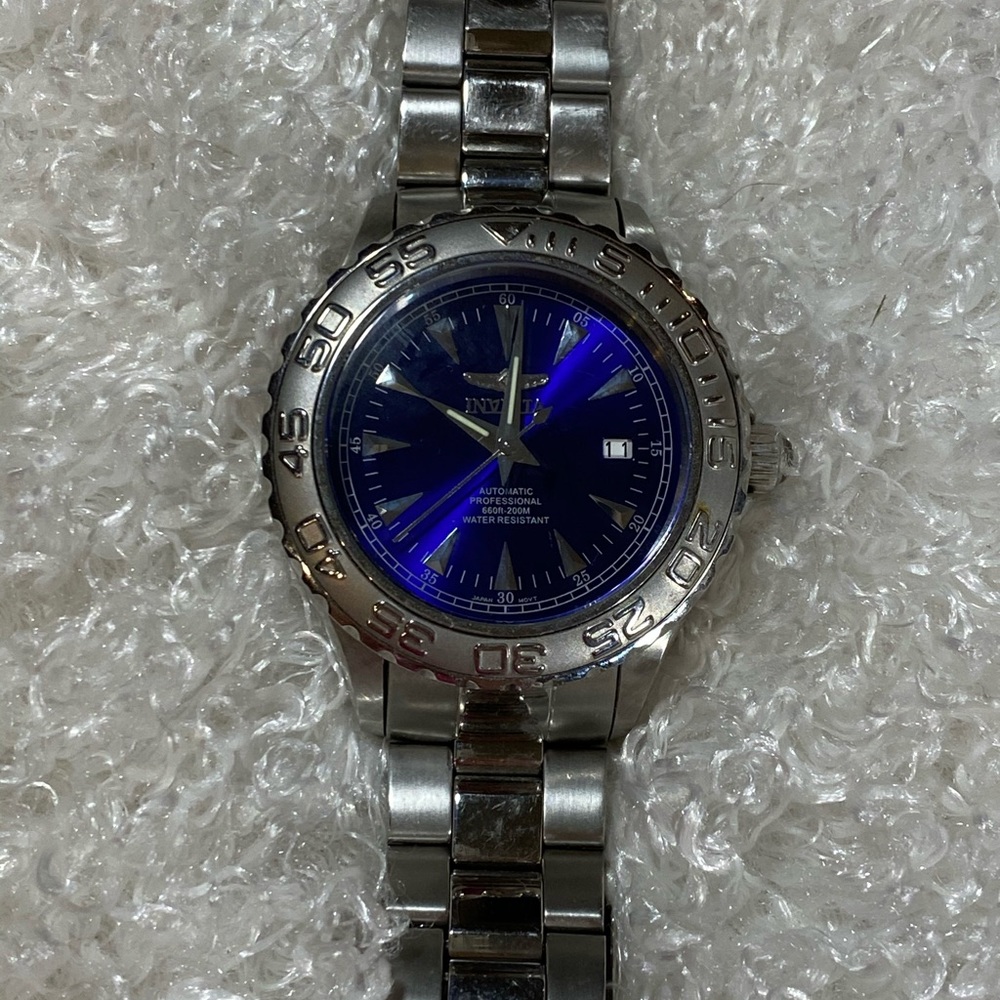 Invicta Automatic Professional Diver Model 2301 View 2